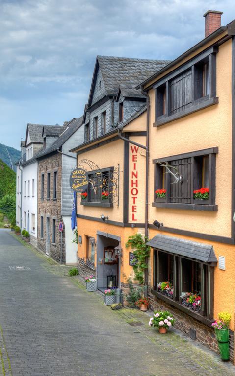 Weinhotel Hubertus Garni Klotten Eksteriør billede